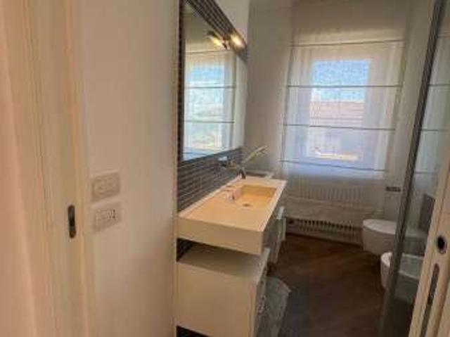Appartamento arredato con terrazzo Centro