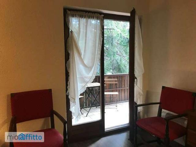 Appartamento arredato con terrazzo Centro