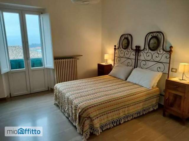 Appartamento arredato con terrazzo Centro