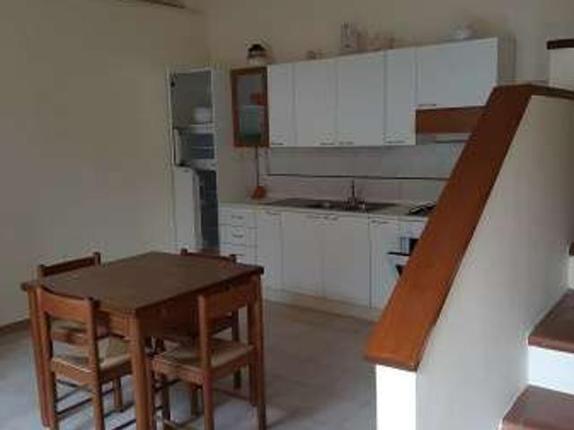 Appartamento arredato con terrazzo Centro