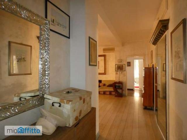 Appartamento arredato con terrazzo Centro