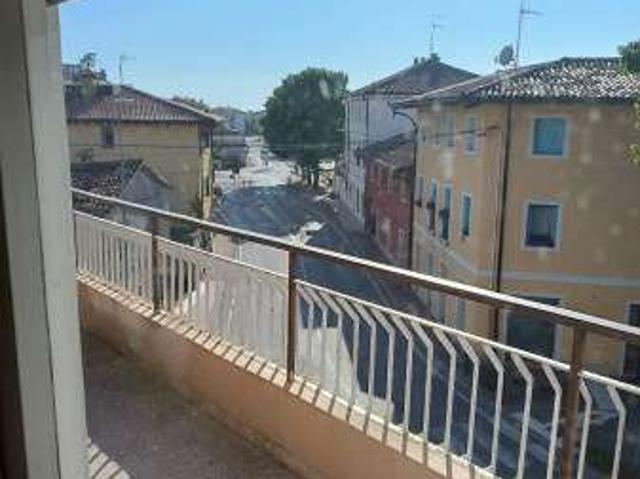 Appartamento arredato con terrazzo Centro