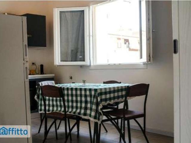 Appartamento arredato con terrazzo Centro