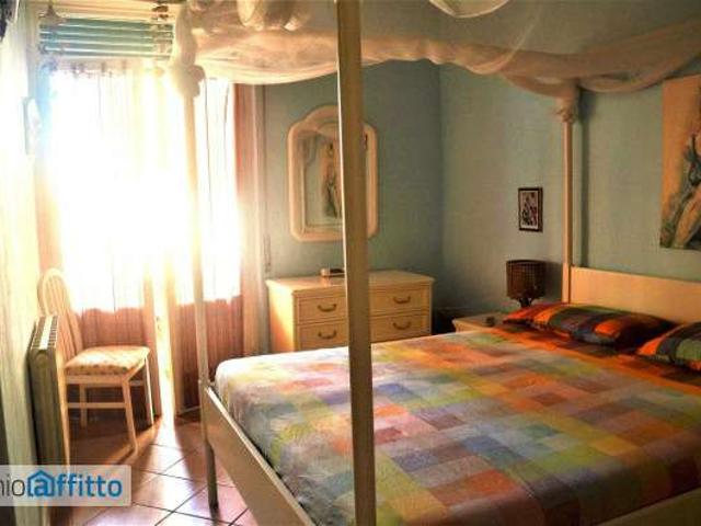Appartamento arredato con terrazzo Centro