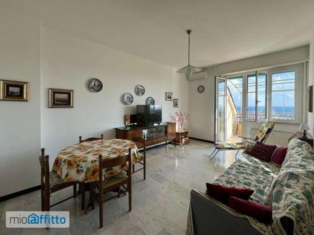 Appartamento arredato con terrazzo Centro