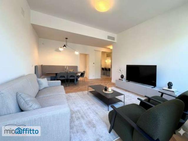 Appartamento arredato con terrazzo Centro