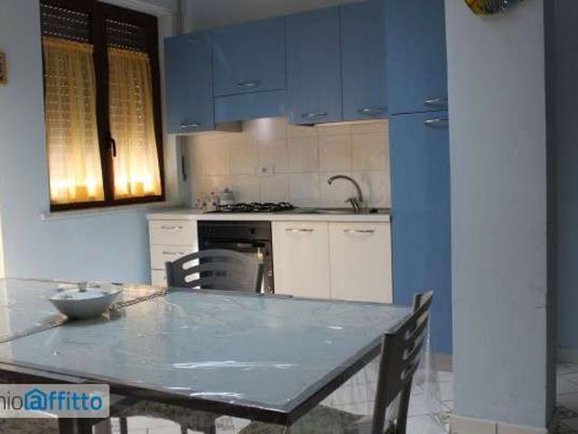 Appartamento arredato con terrazzo Centro