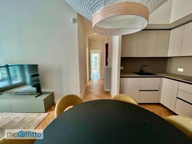 Appartamento arredato con terrazzo Centro