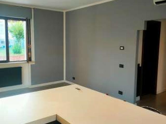 Appartamento arredato con terrazzo Centro
