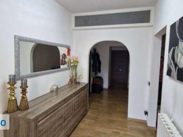 Appartamento arredato con terrazzo Centro