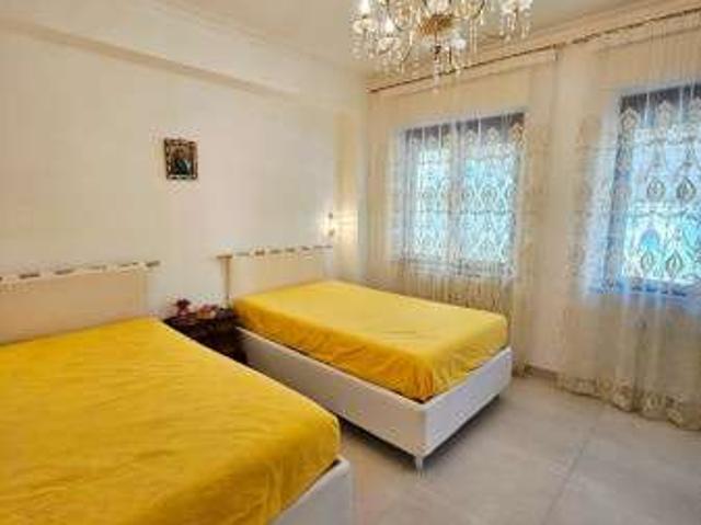 Appartamento arredato con terrazzo Centro