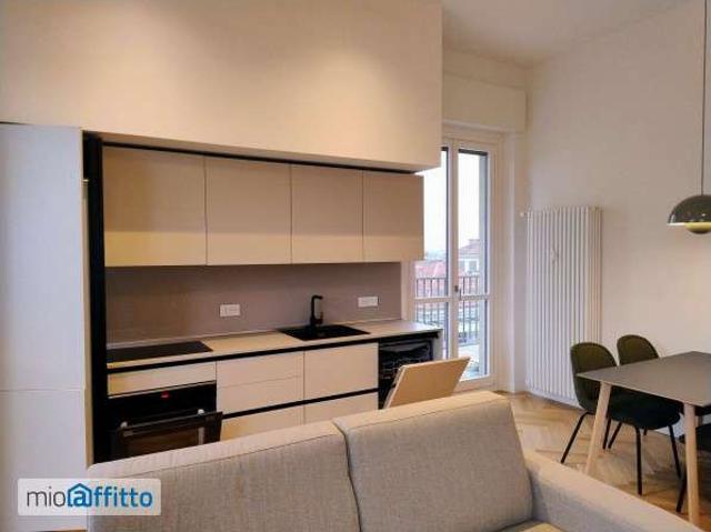 Appartamento arredato con terrazzo Centro