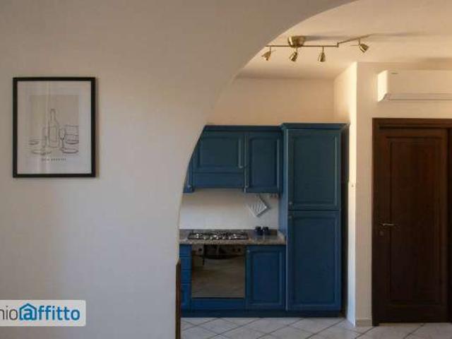 Appartamento arredato con terrazzo Centro