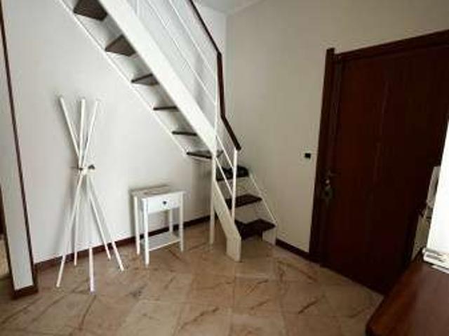Appartamento arredato con terrazzo Centro