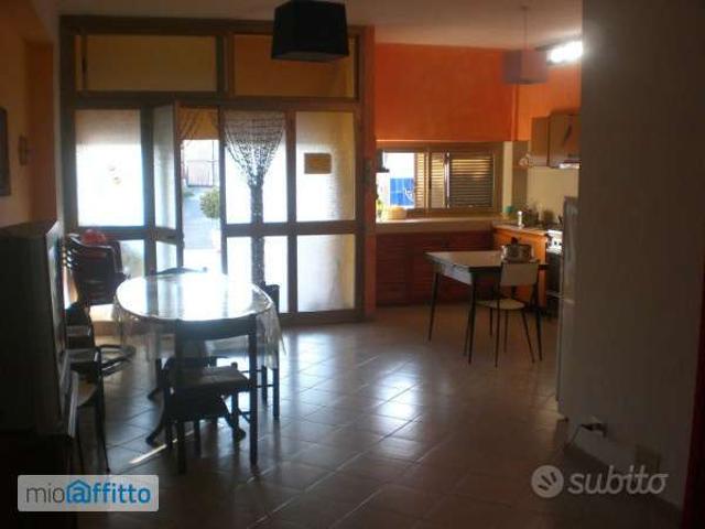 Appartamento arredato con terrazzo Centro