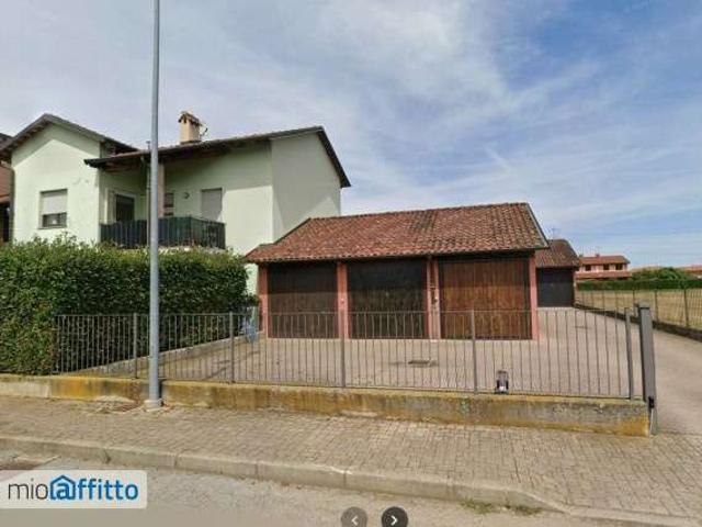 Appartamento arredato con terrazzo Centro