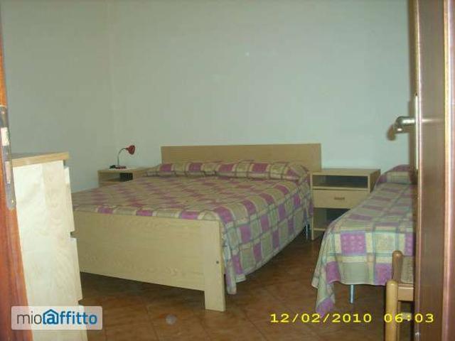 Appartamento arredato con terrazzo Centro