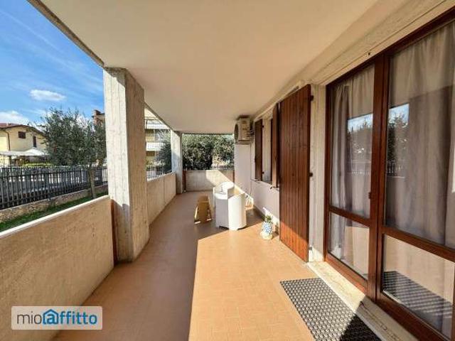 Appartamento arredato con terrazzo Centro