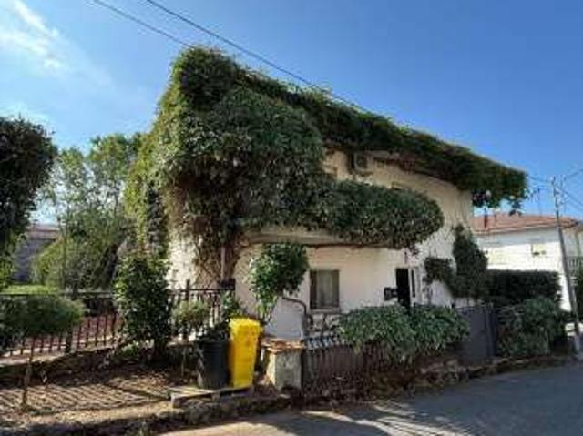 Appartamento arredato con terrazzo Centro