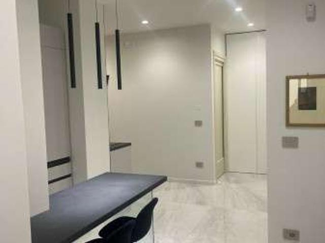 Appartamento arredato con terrazzo Centro