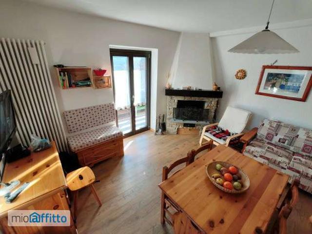 Appartamento arredato con terrazzo Centro