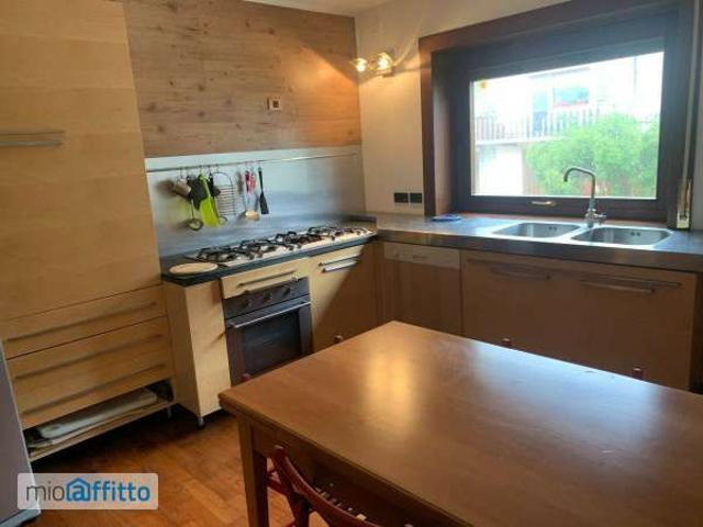 Appartamento arredato con terrazzo Centro