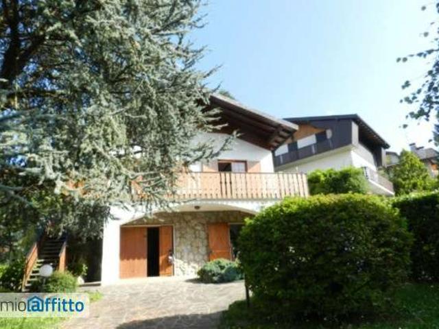Appartamento arredato con terrazzo Centro
