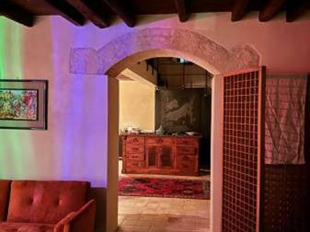 Appartamento arredato con terrazzo Centro
