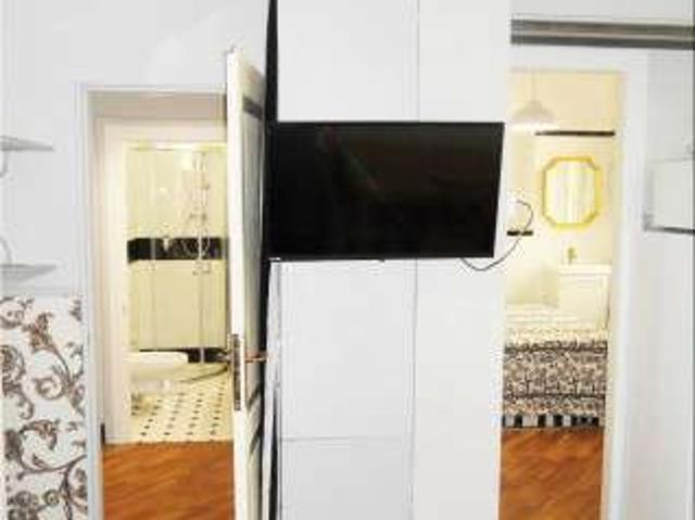 Appartamento arredato con terrazzo Centro