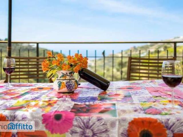 Appartamento arredato con terrazzo Centro