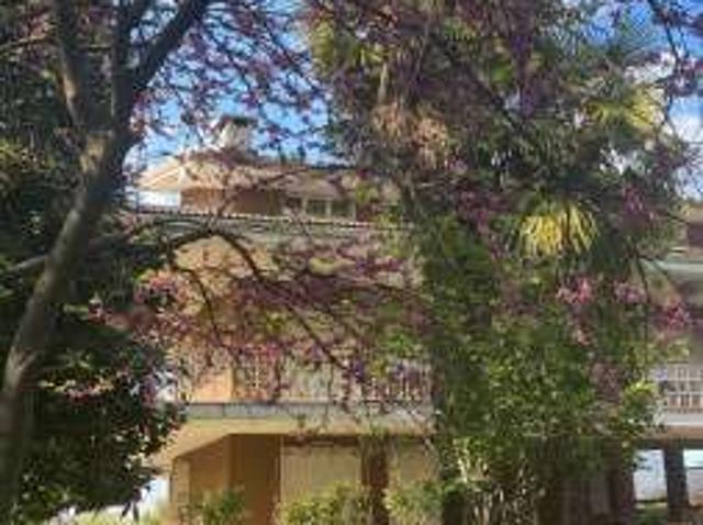 Appartamento arredato con terrazzo Centro