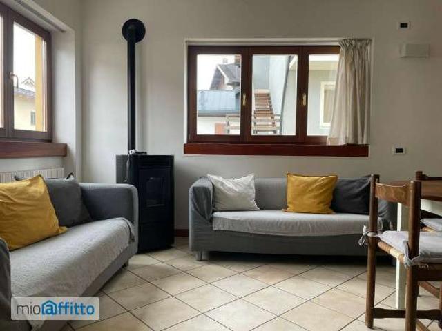 Appartamento arredato con terrazzo Centro