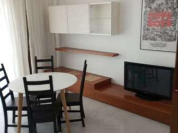 Appartamento arredato con terrazzo Centro