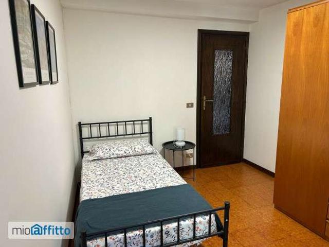 Appartamento arredato con terrazzo Centro