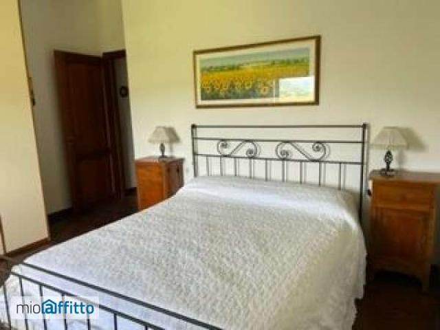 Appartamento arredato con terrazzo Centro