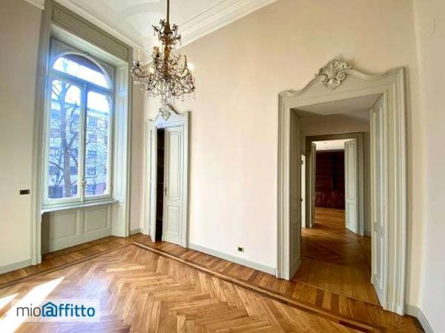 Appartamento arredato con terrazzo Centro