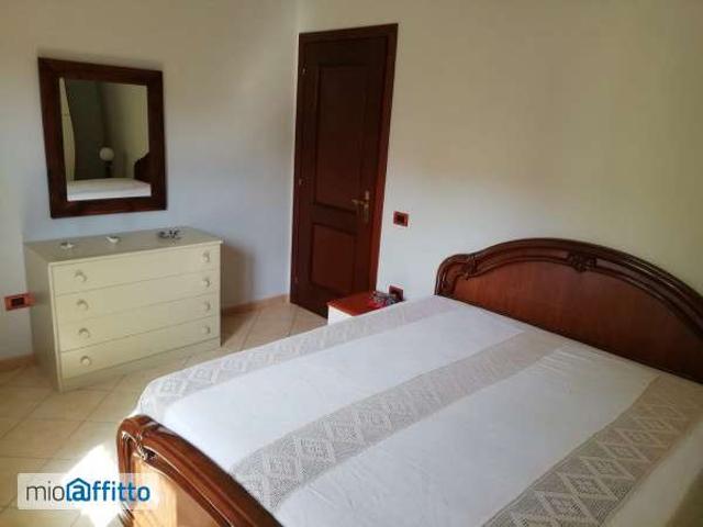 Appartamento arredato con terrazzo Centro
