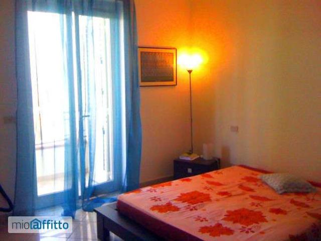 Appartamento arredato con terrazzo Centro
