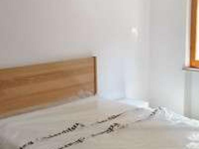 Appartamento arredato con terrazzo Centro