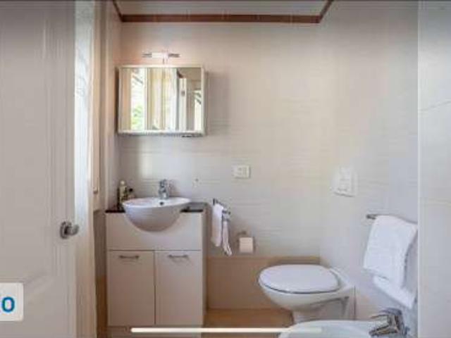 Appartamento arredato con terrazzo Centro