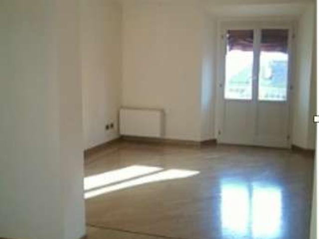 Appartamento arredato con terrazzo Centro