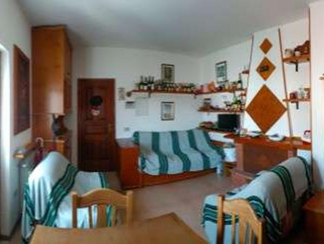 Appartamento arredato con terrazzo Centro