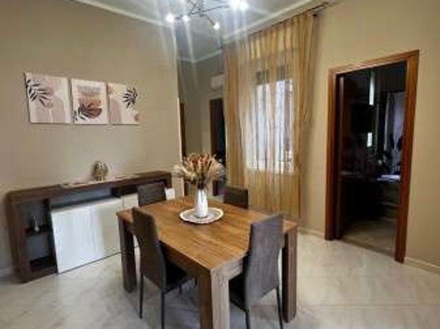 Appartamento arredato con terrazzo Centro urbano