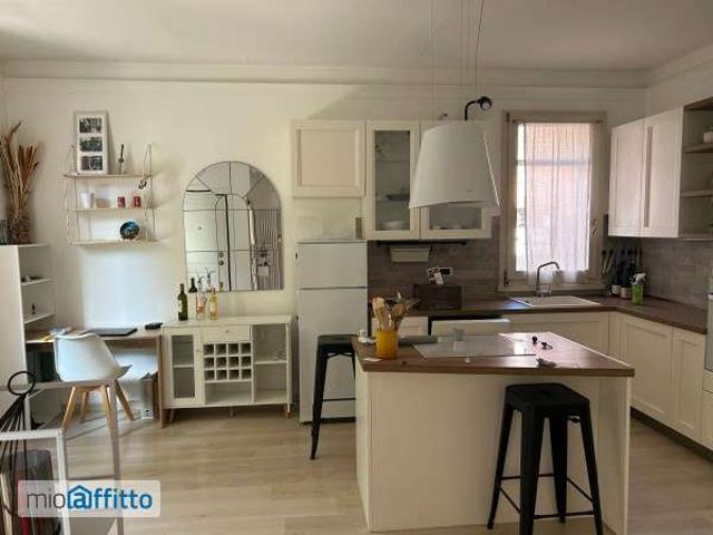 Bilocale arredato con terrazzo Centro centro storico