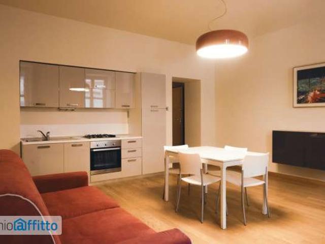Appartamento arredato con terrazzo Centro centro storico