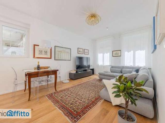 Appartamento arredato con terrazzo Centro città vecchia