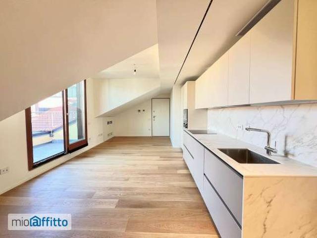 Appartamento arredato con terrazzo Centro storico, brera