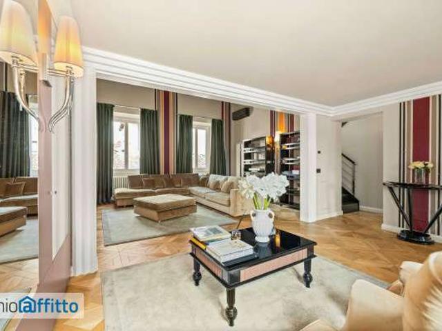 Appartamento arredato con terrazzo Centro storico
