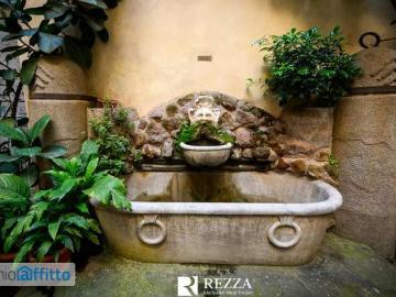 Appartamento arredato con terrazzo Centro storico