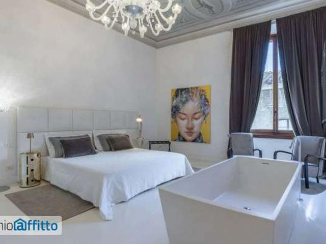 Appartamento arredato con terrazzo Centro storico